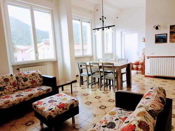 Casa Vacanze Sole e Mare, Buchen Sie Ferienhaus Cottages in Sulcis Iglesiente, Cottage