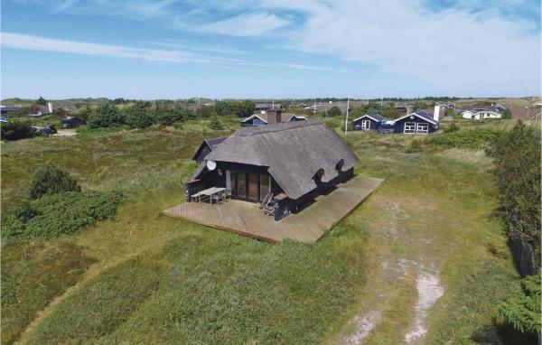 Æsken, Book Vacation Home  