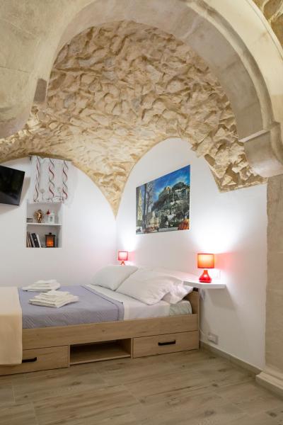 Larco sul fiume, Buchen Sie Ferienhaus Hotels in Sizilien mit Parkplatz, Parkplätze