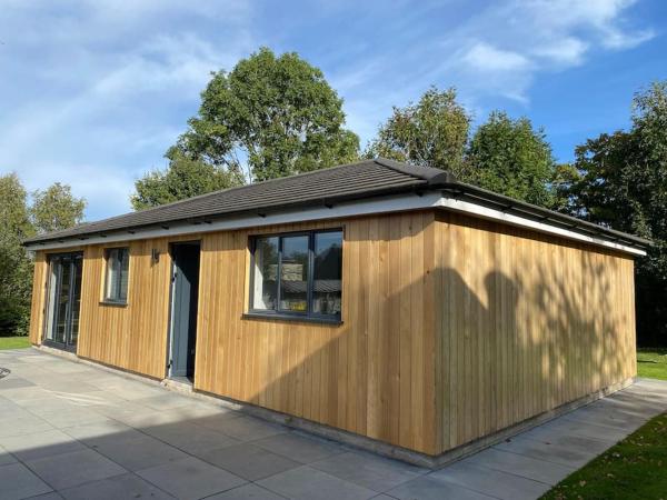 Cedar Garden Cottage, Buchen Sie Ferienhaus East Chinnock 