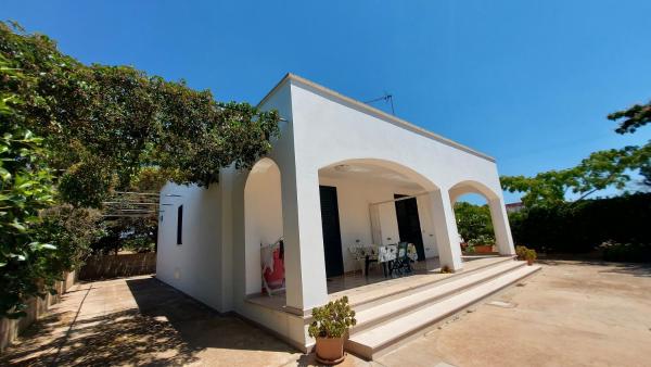 079 e 080 Villette Tropical di SalentoinVacanza.Com, Buchen Sie Ferienwohnung Salve Salento