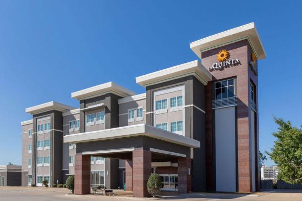 La Quinta Inn & Suites by Wyndham Durant, Buchen Sie Hotel Durant Texoma
