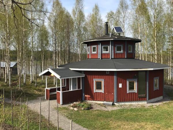STF Växhuset Hostel, Prenota Ostello Hotel a Gavleborg con parcheggio, Parcheggio