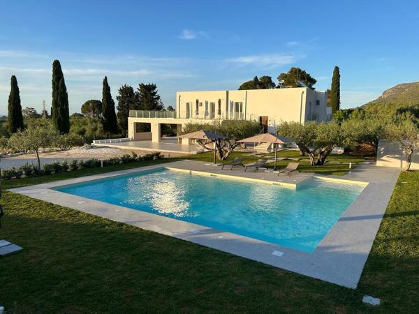 Civetta Blu, Prenota  Hotel con piscina a Sicilia, Piscina