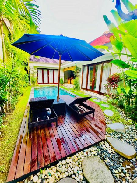 Villa LAKSMI, Buchen Sie  Hotels mit Pool in Badung, Schwimmbad