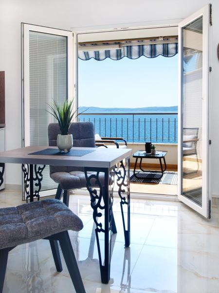 Villa Sirenis, Buchen Sie  Hotels in Gespanschaft Split-Dalmatien mit Pool, Schwimmbad