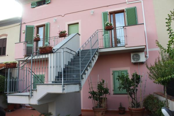 AFFITTACAMERE VICTORIA, Buchen Sie  Galleno Toskana
