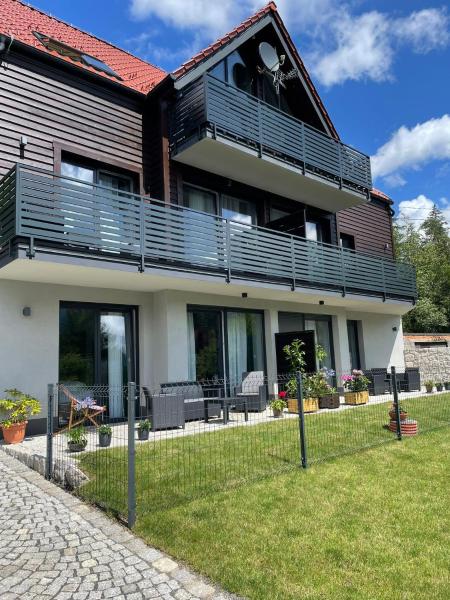 Z Widokiem Apartamenty - apartamenty z widokiem na góry i zewnętrzną balią, Réserver  Szklarska Poręba 