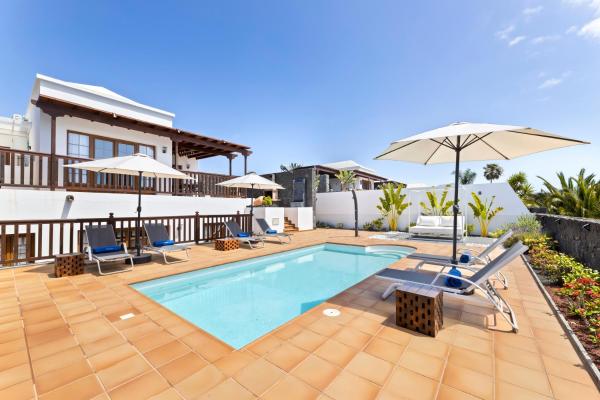 Lanzarote Villa Ascanio, Prenota  Hotel a Isole Canarie con parcheggio, Parcheggio