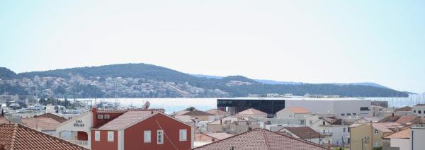 Apartments One Trogir, Buchen Sie Ferienwohnung Hotels in Gespanschaft Split-Dalmatien mit Parkplatz, Parkplätze
