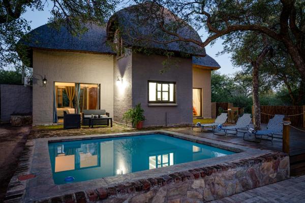 Nkanyi Wildlife House & Cottage, Buchen Sie Ferienhaus Hotels in Limpopo mit Parkplatz, Parkplätze