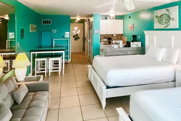 Top of the Gulf 810, Book Hotel Panama City Beach Panhandle Florida, near Cobra Adventure Park