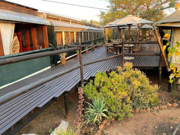 Out in Africa Wildlife Lodge, Buchen Sie Resort  Hammanskraal Temba