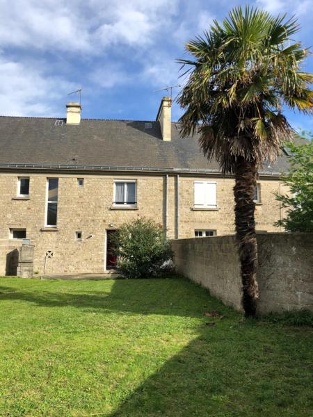 Gîte Manava - grande maison avec jardin en centre ville, Prenota Casa vacanze Valognes 