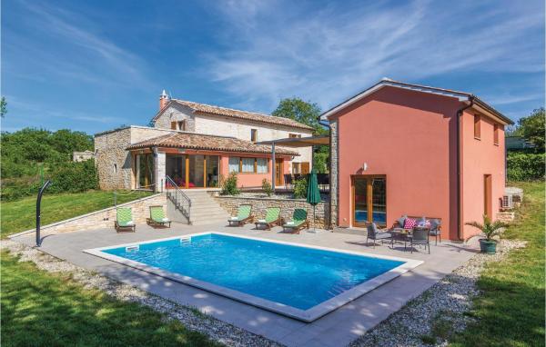 Nice Home In Sv,petar U Sumi With Jacuzzi, Reserva ahora Casa o chalet Hoteles en Istria central con piscina, Piscina