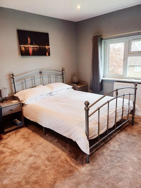 Large double room with spacious ensuite, Buchen Sie Bed & Breakfast Southbourne West Sussex