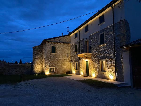 Casa Ossan, Prenota  Hotel a Veneto con parcheggio, Parcheggio