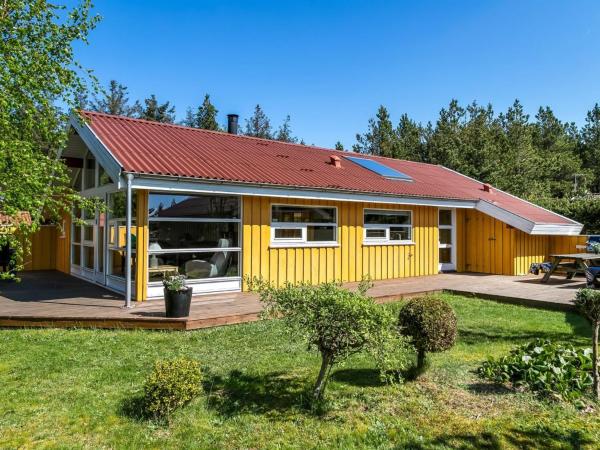Holiday Home Vetle - 2-8km from the sea by Interhome, Book Vacation Home Vestjylland Hotels with a Parking, Parking