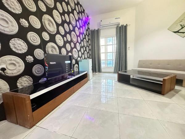 Relaxing Private Rooms in Compound Housing near Burj Alarab Villa 124, Buchen Sie  Umm Suqeim Dubai
