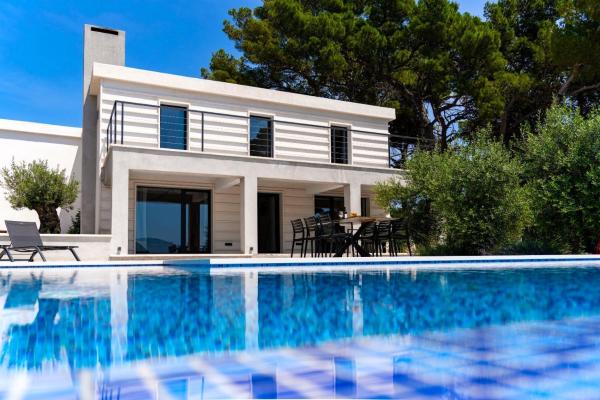 Seafront Villa Serenita, Prenota  Hotel con piscina a Croatian Islands, Piscina