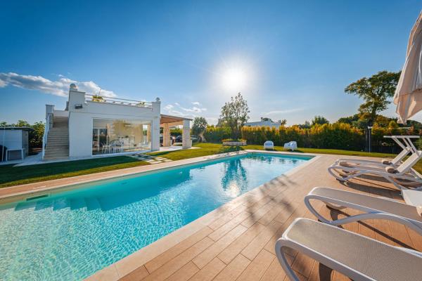 HelloApulia Villa Capitolo Beach, Prenota  Capitolo Puglia
