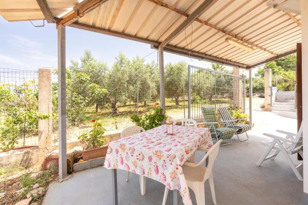 Villa Nzina, Buchen Sie  Hotels in Sizilien mit Parkplatz, Parkplätze