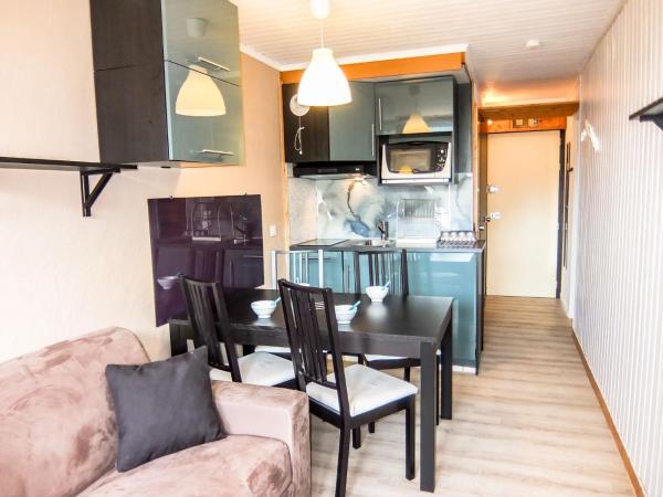Apartment Villaret 604 by Interhome, Prenota Appartamento Hotel a Alvernia con parcheggio, Parcheggio