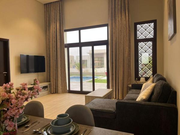Hawana Salalah Villa with Private Pool CMV30, Buchen Sie  Hotels in Dhofar mit Parkplatz, Parkplätze