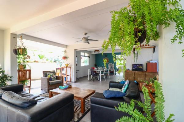 Villa Bô Soley, côté Plages et Volcan, Reserva ahora  Hoteles en Saint-Pierre con aparcamiento, Aparcamiento
