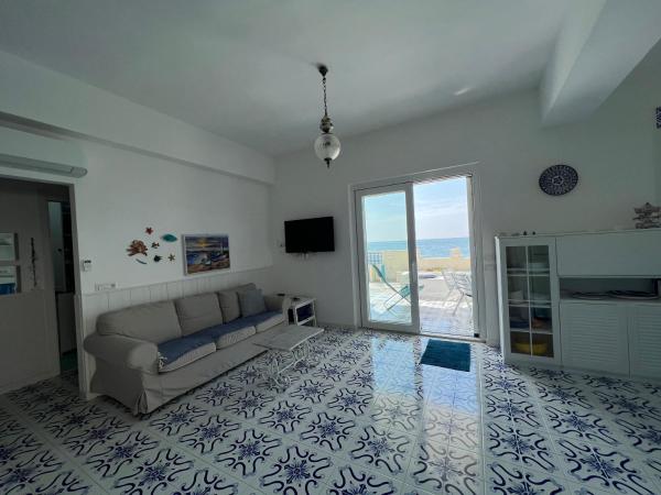 Villa sul mare Salerno, Buchen Sie  Hotels in Salerno mit Parkplatz, Parkplätze