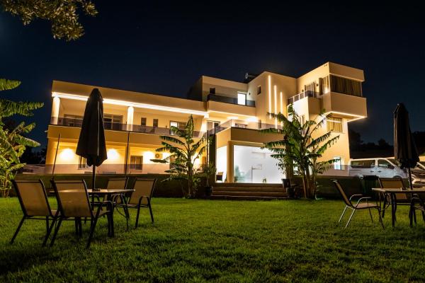 Airscape Hotel Free Shuttle From Athens Airport, Prenota  Artemida Municipality of Spata - Artemida