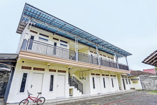 Hotel O Tanjung Indah Homestay Syariah, Réserver Hôtel Rogojampi Java oriental
