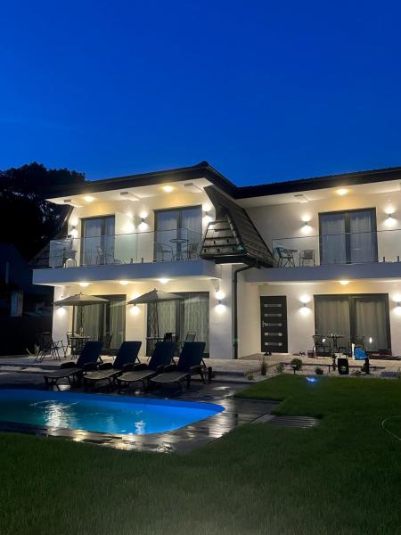 Lux apartments, Réserver Appartement Hôtels à Southern Great Plain avec piscine, Piscine