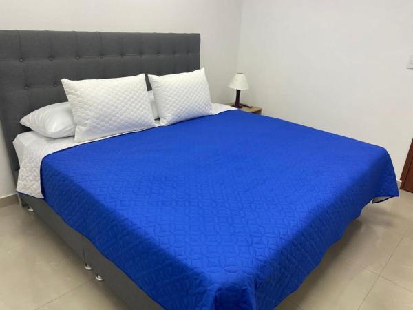 Aparta Hotel Montealegre, Prenota  Bogotá Colombia