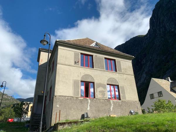 Fjordshelter dorm, Prenota  Tveit Vestland