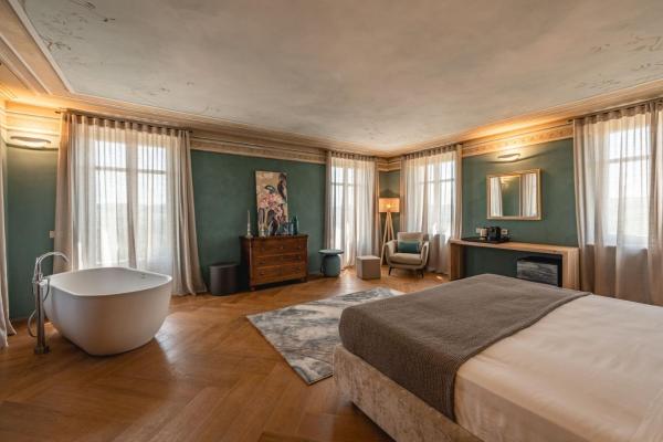 Monvì Wine Relais, Reserva ahora  Hoteles con piscina en Piamonte, Piscina