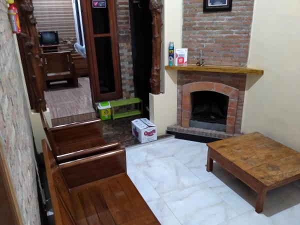 Homestay RnJ, Reserva ahora  Licin Java Oriental
