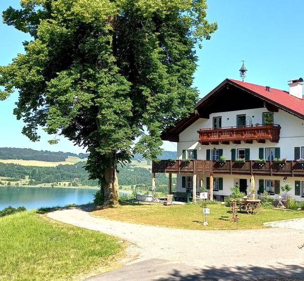 Roiderhof Irrsee, Réserver  Hôtels à Haute-Autriche avec parking, Parking