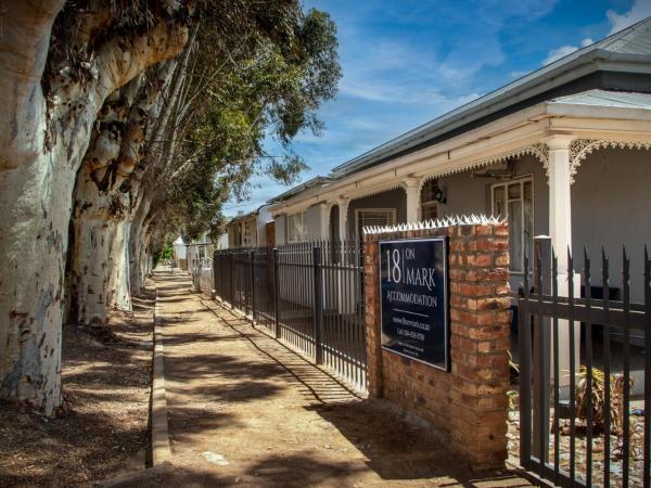 18 on Mark, Buchen Sie Hotel Willowmore Ostkap
