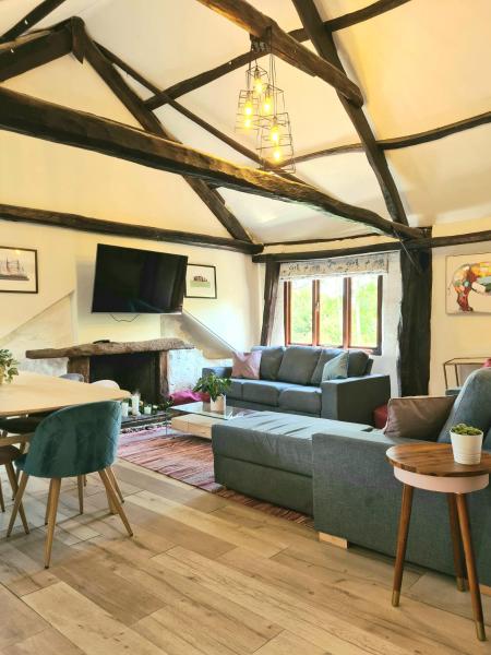 Historic Property with Stunning Views, Réserver  Hennock Devon