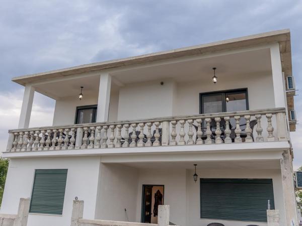Apartments Nona, Buchen Sie Ferienwohnung Ulcinj 