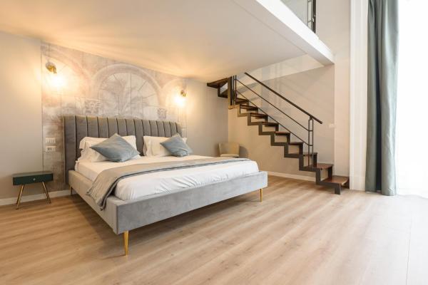 Guest House 121 Luxury Apartments, Buchen Sie Ferienwohnung Vomero Neapel