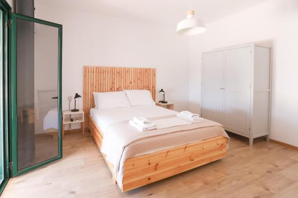 Vironas Rooms