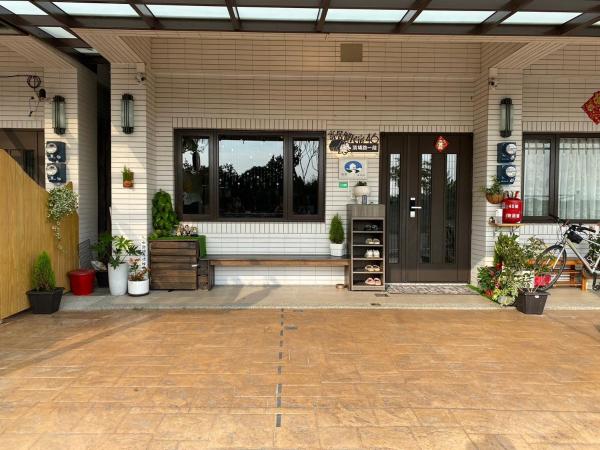 寄居蟹民宿, Prenota  Hotel a Toucheng con parcheggio, Parcheggio