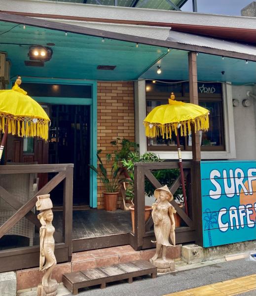 Surfers Cafe& Hostel, Buchen Sie  Chatan 