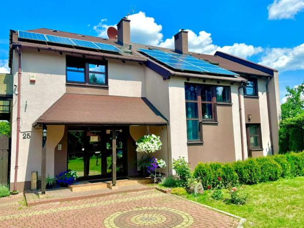 Homies Inn, Reserva ahora  Celiny Silesia