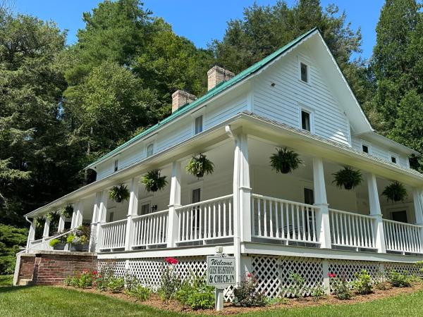 Lovill House Inn, Prenota  Boone Appalachi