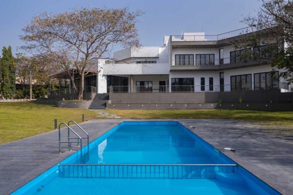 StayVista at Earth Song, Prenota Hotel Wagholi 