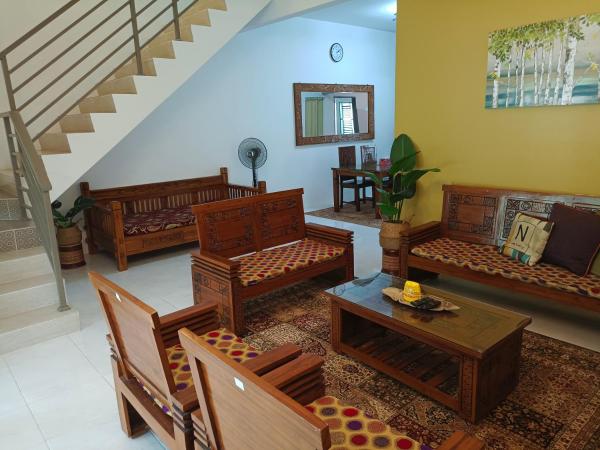 Kayu Cengal Homestay, Buchen Sie  Seri Iskandar Perak