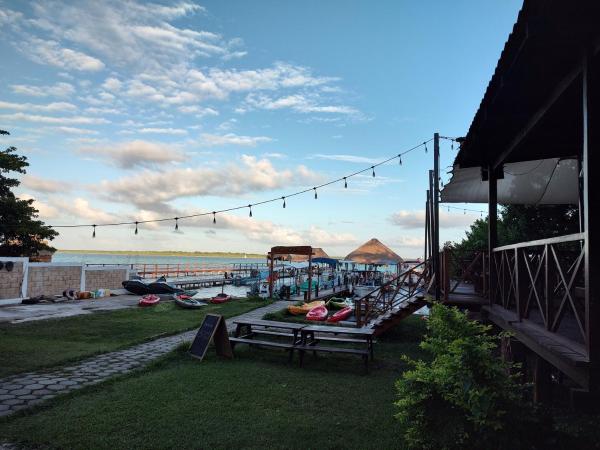 Papitos Bacalar Hotel and Marina, Prenota  Hotel a Quintana Roo con parcheggio, Parcheggio